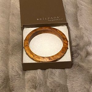 Silpada wood bangle.